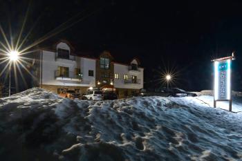 Horní Lipová Winter 2019 - night view from S
